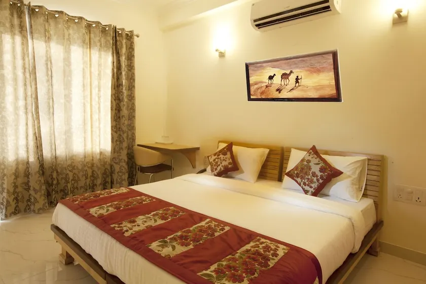 Hotel Prakash Habitat - Image 1