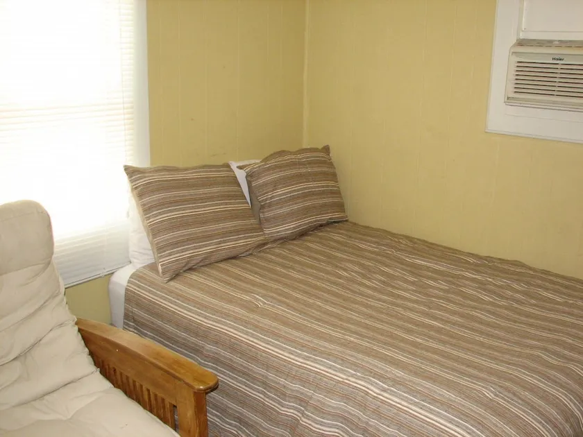 Lighthouse Cabins - Image 1