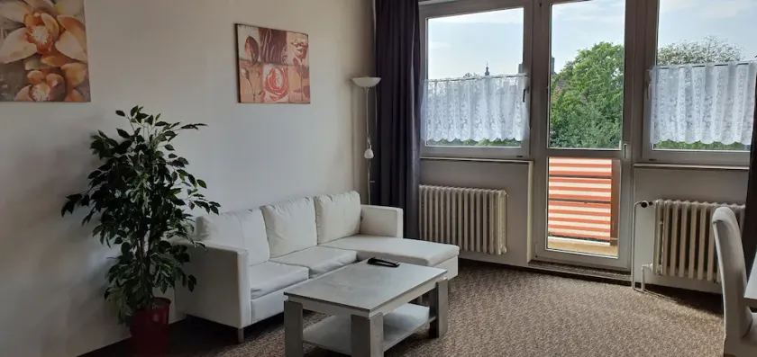 MT-Travelhotel - Image 1