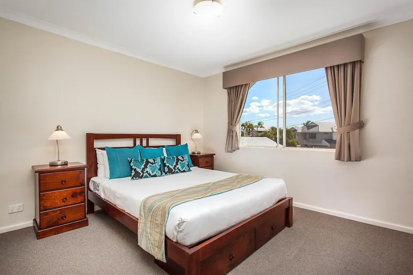 Comfort Apartments South Perth - Image 1