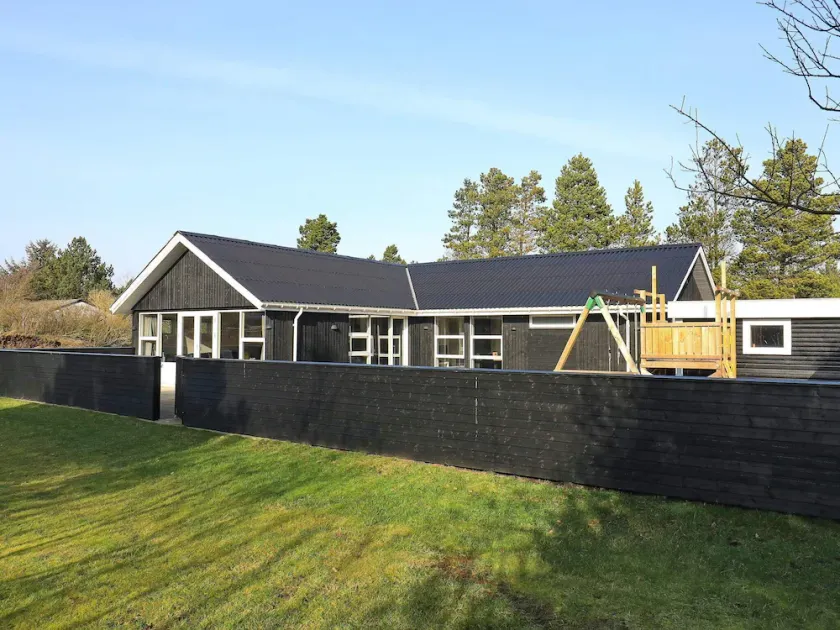 Suave Holiday Home in Vejers Strand near Sea - Image 1