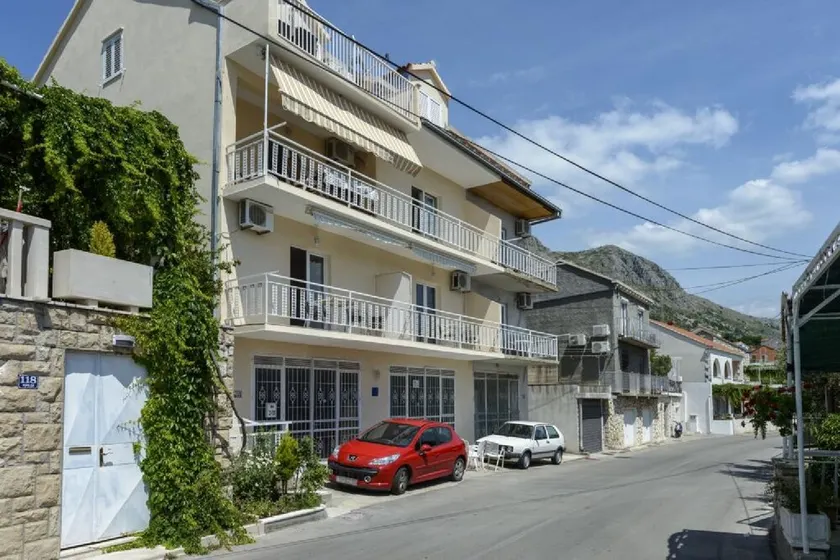 Apartments Botica - Image 1