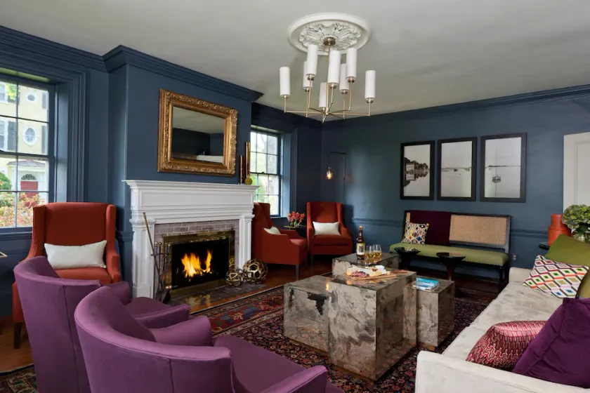 Captain Fairfield Inn - Image 1
