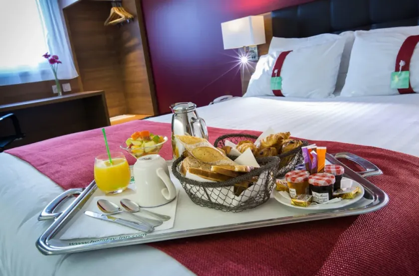Holiday Inn Garden Court Clermont Ferrand Centre - Image 1