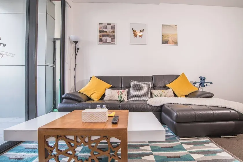 2bed2bath APT at Wolli Creek+P* Close to Airport - Image 1