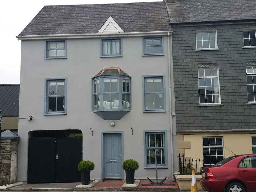 17 Long Quay - Image 1