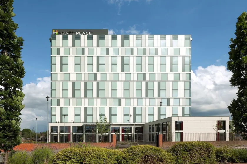Hyatt Place West London/Hayes - Image 1
