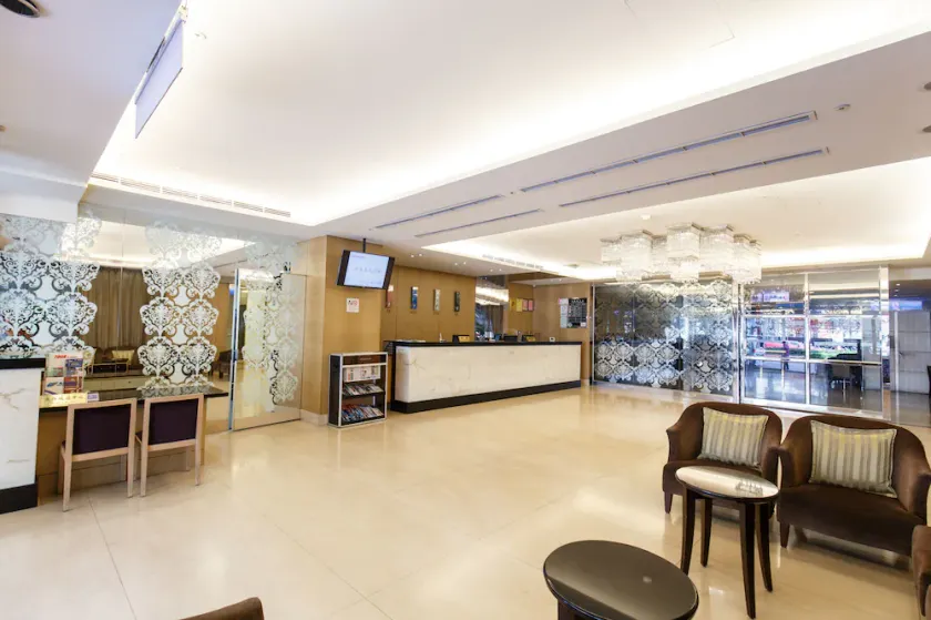 Taipei Hotel Orchard Park - Image 1