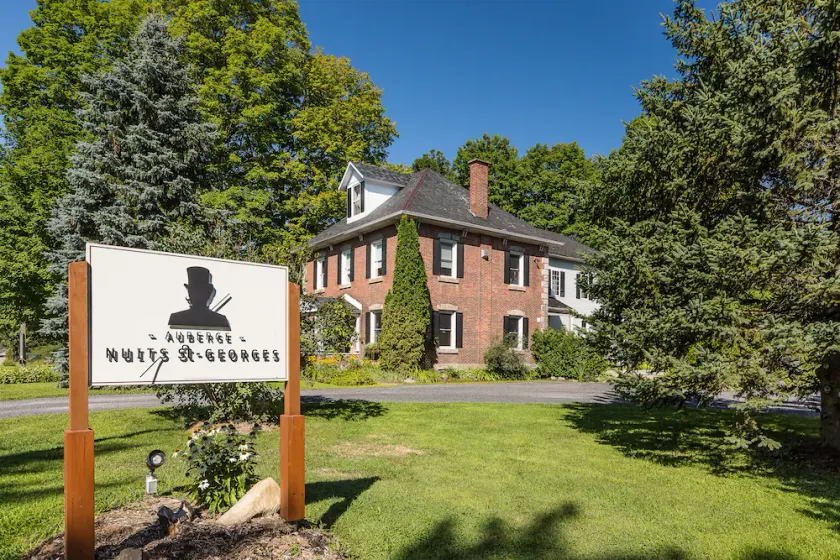 Auberge Nuits De St Georges - Image 1