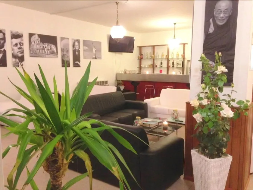 Roncobilaccio Hotel - Image 1