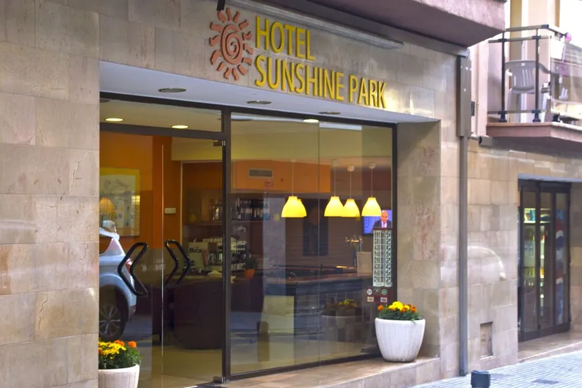 Sunshine Park - Image 1