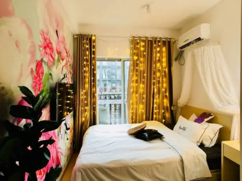 Guangzhou Forever 19 Apartment - Image 1