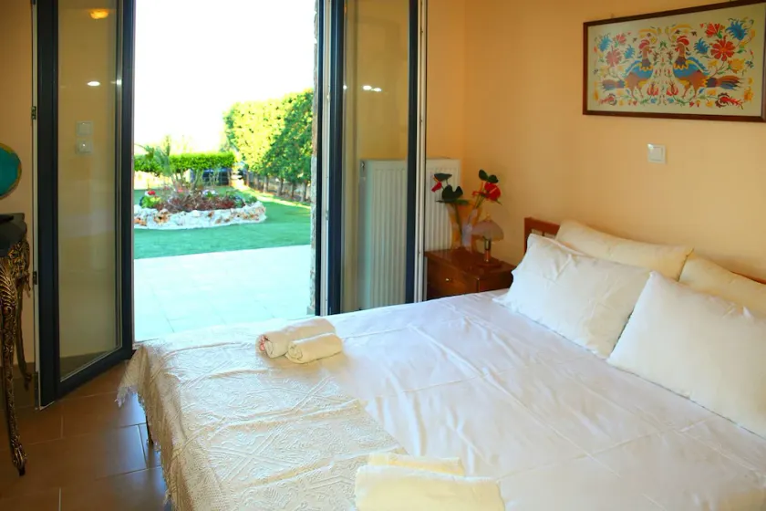 Comfy 1BD flat with Garden close to the Beach - Image 1