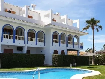 Dúplex en primera Línea de playa - Image 1