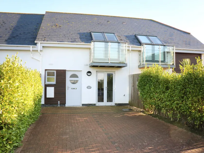 24 Bay Retreat Villas - Image 1