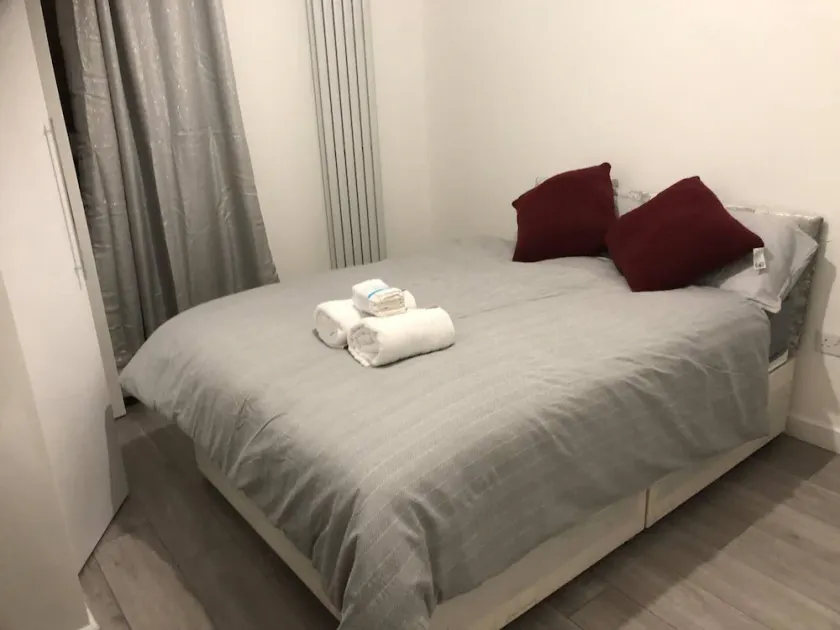 Superb 1 bed Apartment in Rochester - Image 1
