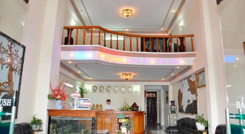 Duy Phuong Hotel - Image 1
