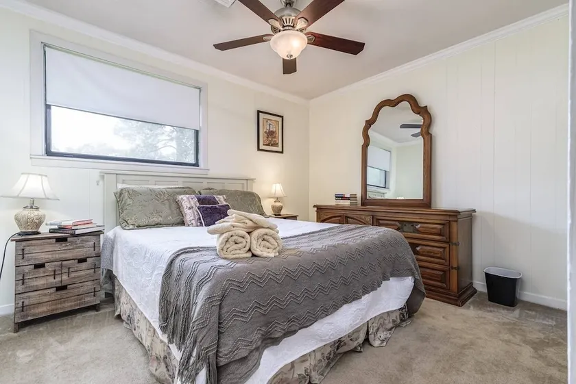 Gorgeous Home in Gulf Breeze - Image 1