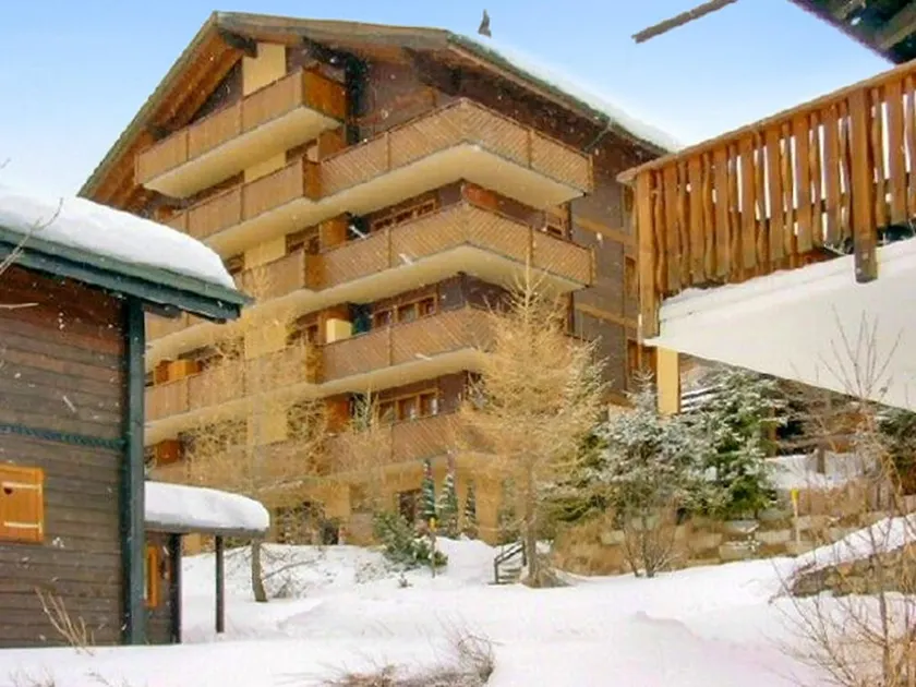 Cosy Apartment in Bellwald - 68 m² - Mountain View - Image 1