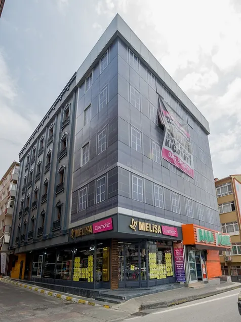 Melisa World Hotel - Image 1