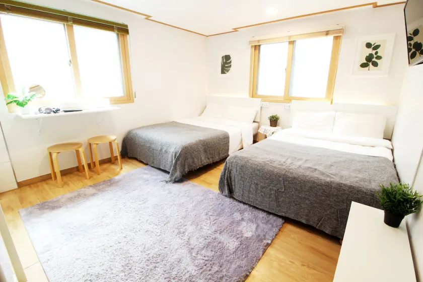 Seoul Mansion 3 - Image 1