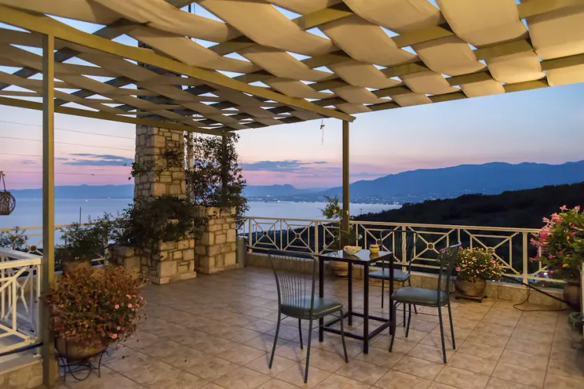 Seaview Splendor at Eros Loft with Infinity Pool - Image 1