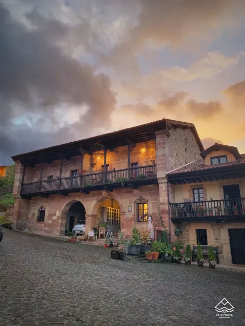 La Infinita Rural Boutique - Image 1