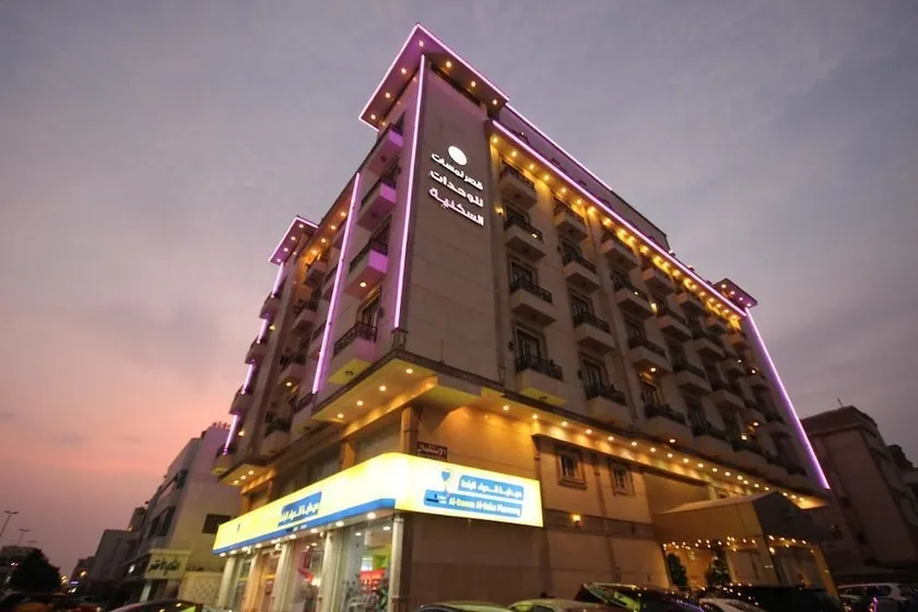 Al Rawda Lamasat Palace Suites - Image 1