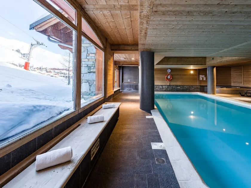 Nice Apartment on the Slopes of the Les Sybelles ski Area - Image 1