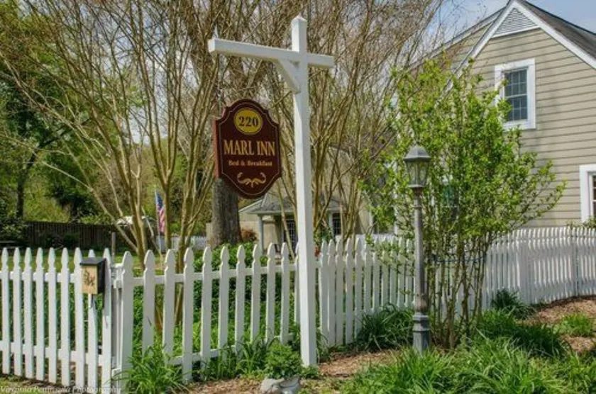 Marl Inn Bed and Breakfast - Image 1