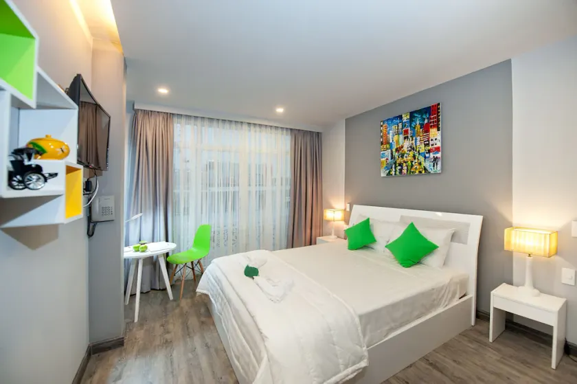 All Seasons Hotel - Image 1