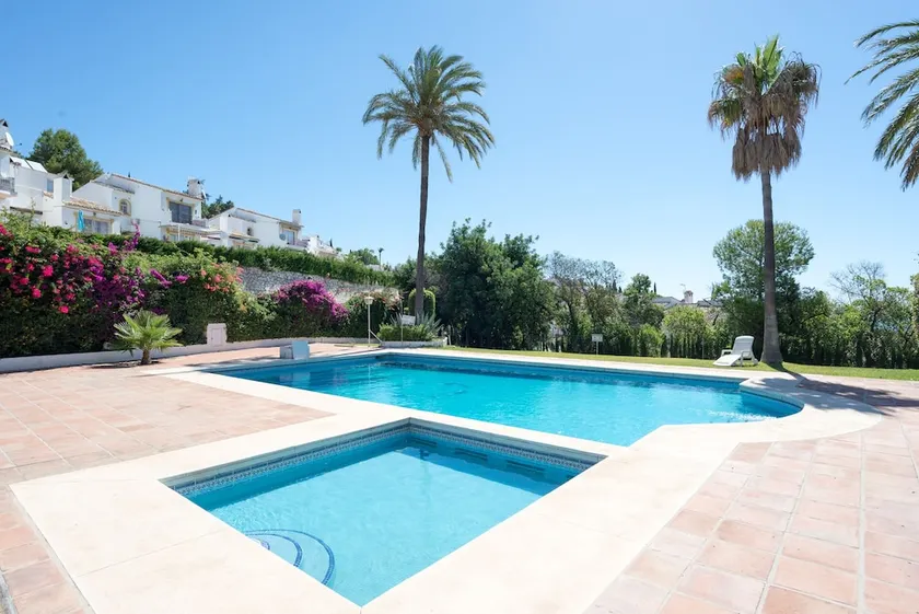 MalagaSuite House Pool - Image 1