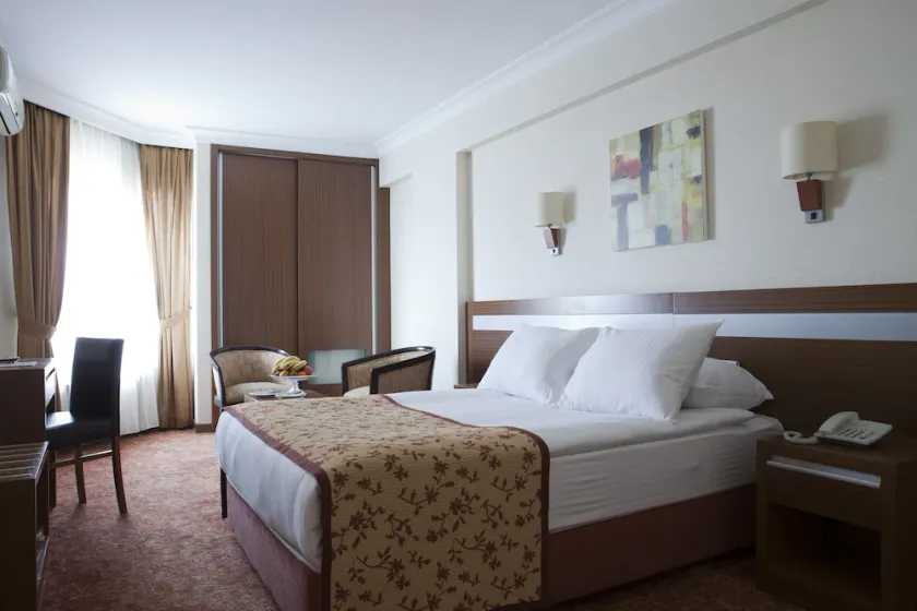 Atalay Hotel - Image 1