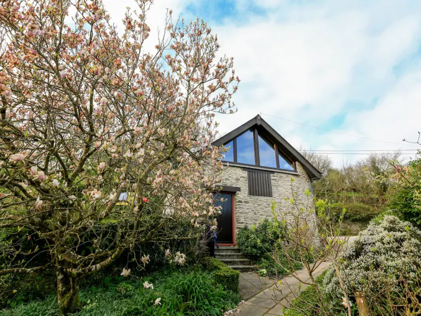 Hope Cottage, Lower Idston - Image 1