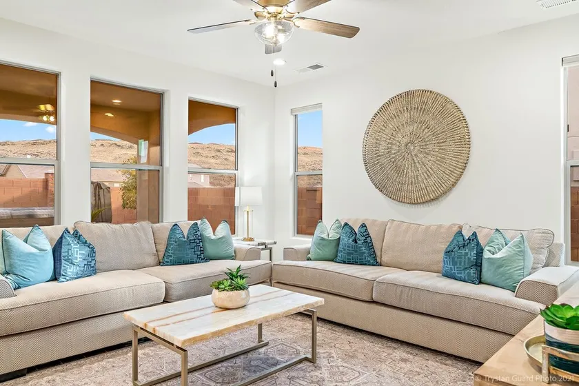 Red Desert At Ladera 5 Bedroom Home by Redawning - Image 1