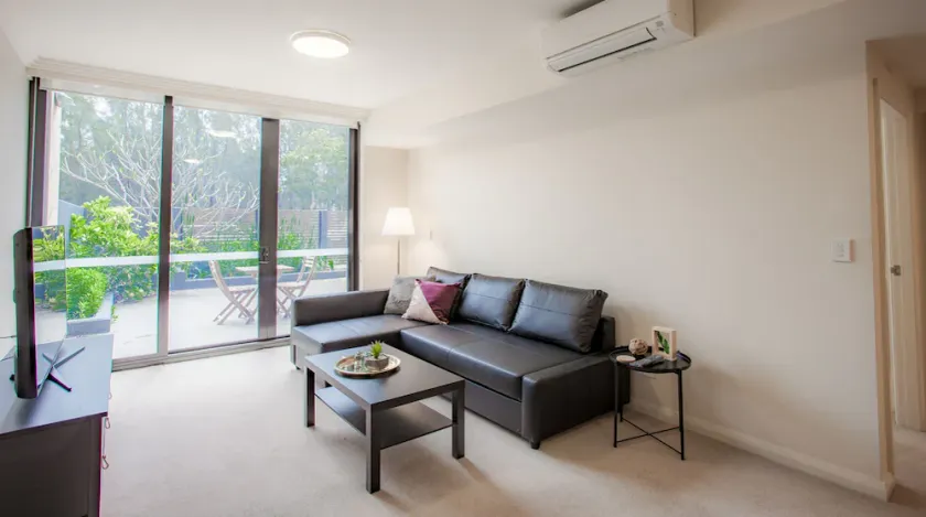 Maison Home - Marinas Apartments - Image 1