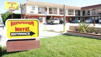 Marina 7 Motel - Image 1