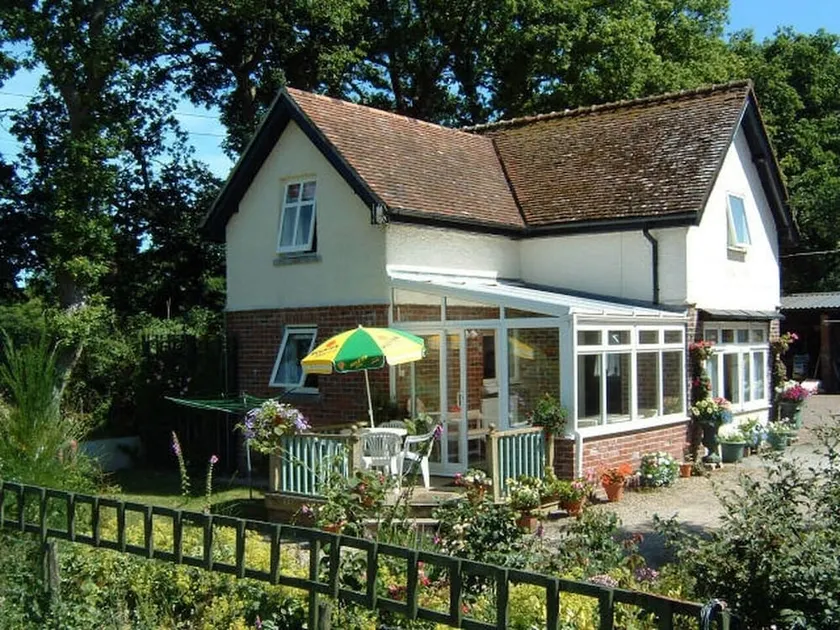 Dial House Cottage - Image 1