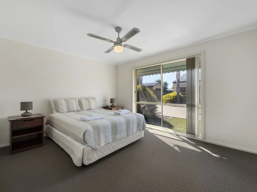 Kennedy Holiday Resort - Image 1