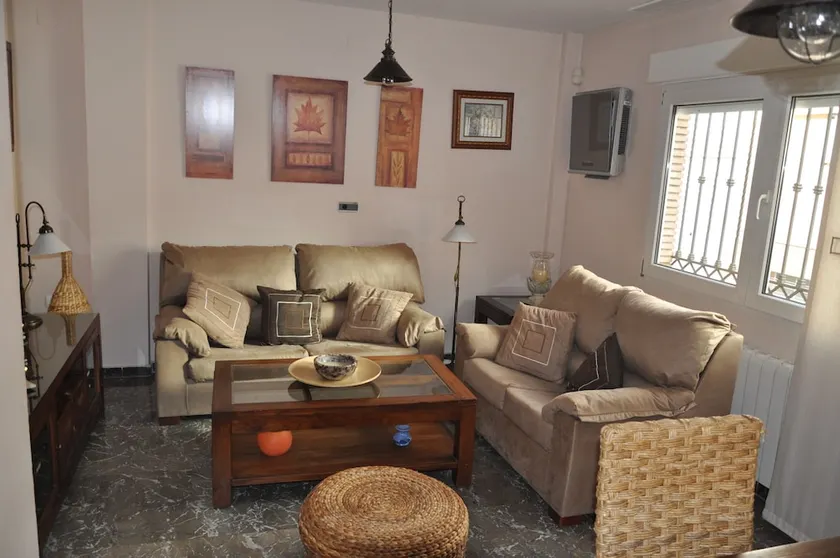 Casa Del Laurel - Image 1