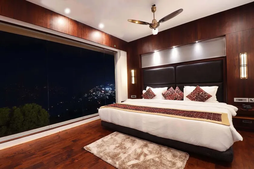 Pine Tree Spa & Resort - Image 1