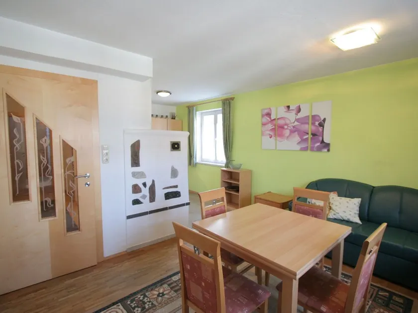 Sunlit Apartment Near Ski Area in Leogang - Image 1
