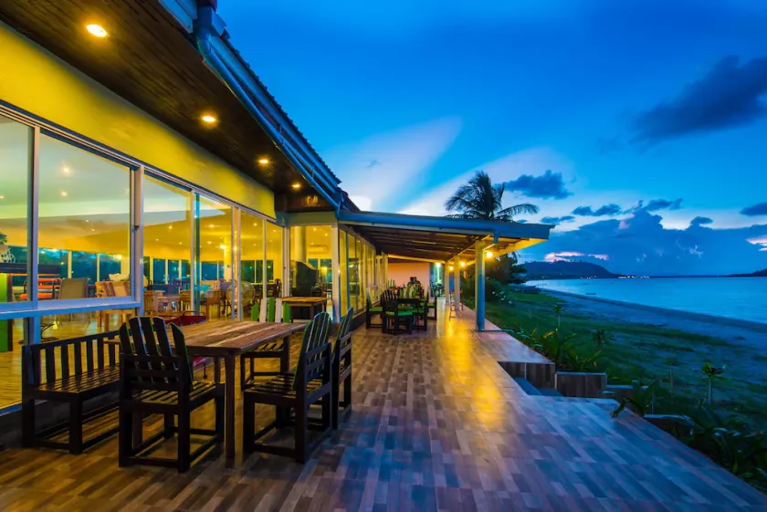 Star Light Beach Resort And Restaurant - Image 1