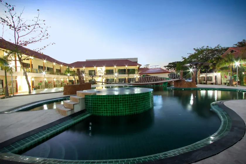 Woodfield Resort - Image 1