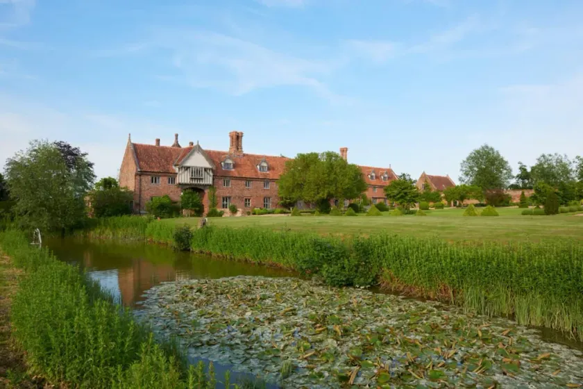 Luxury Tudor Hall Gardens Located on Breath-taking Norfolk Estate - Image 1