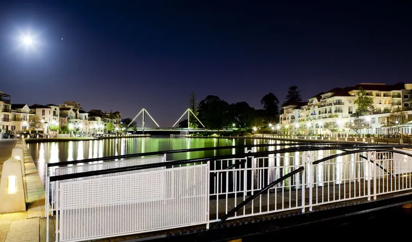 Regal Apartments - Image 1