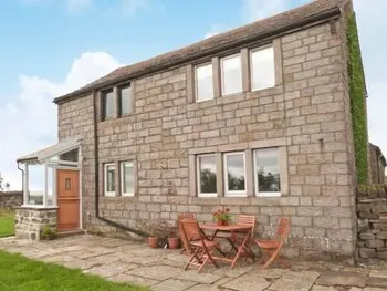 Knowle Lodge - Image 1
