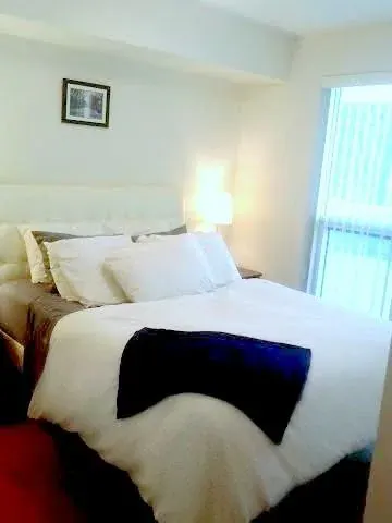 Pelican Suites At Fly Condos - Image 1