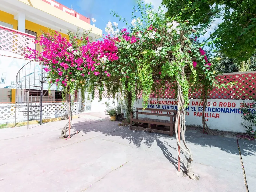 Hotel Palomino Acanceh by OYO Rooms - Image 1