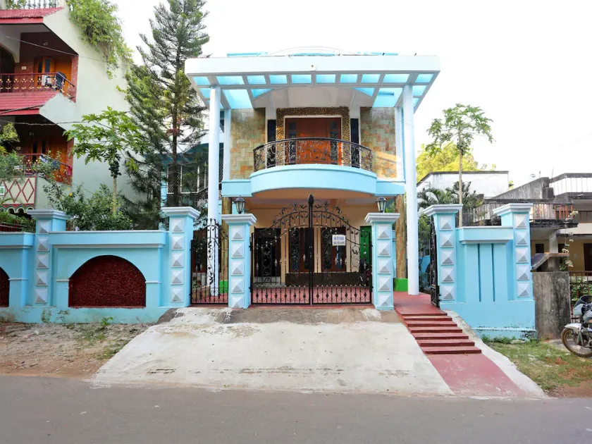 OYO 10510 Nayapalli - Image 1